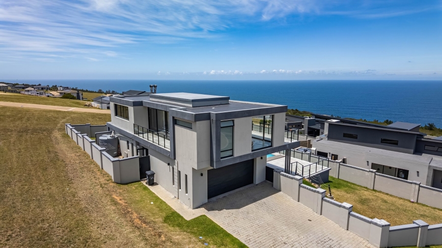 4 Bedroom Property for Sale in Le Grand Golf Estate Western Cape